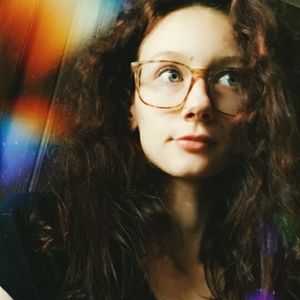 Meet your Posher, Genevieve
